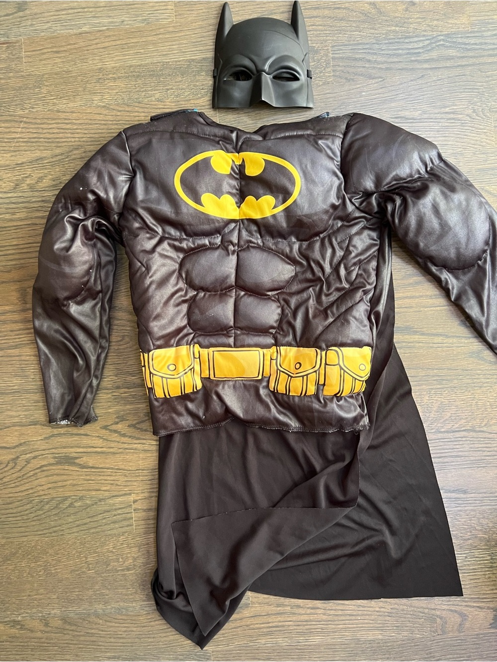 Batman Muscle Costume top w/mask & Cape